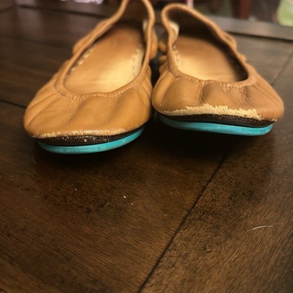Tieks tan leather ballet flats size 9 - Picture 2 of 5